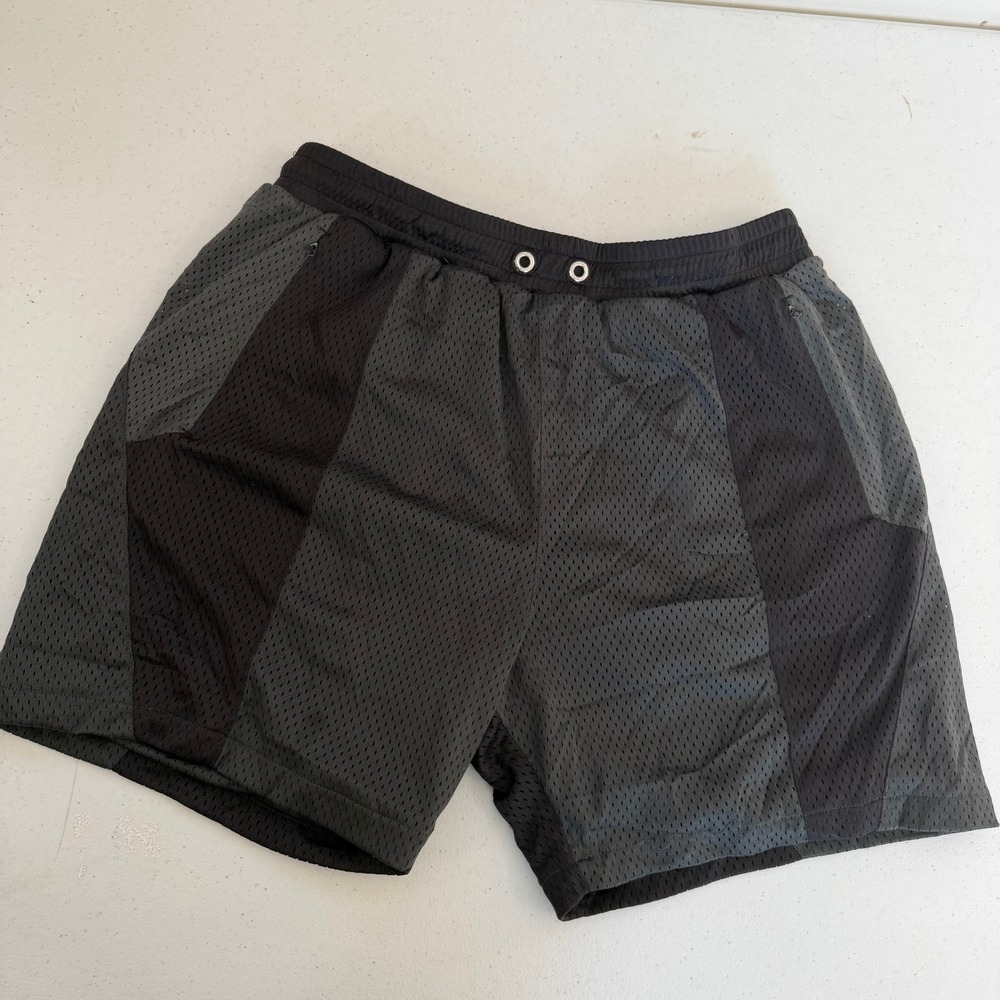 Kith 101 Mesh Shorts Mens Small Black Charcoal Colorblock Athletic Streetwear